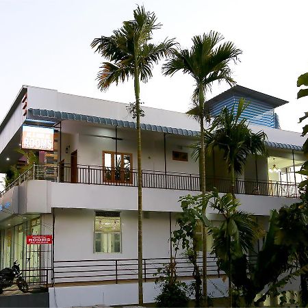 Holiday Villa テッカディ エクステリア 写真